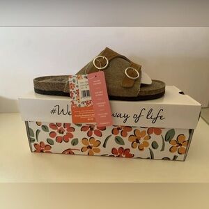 MUK LUKS Tan Buckle-Accent Valerie Terra Turf Sandal- Women Size 9 Women Sandals